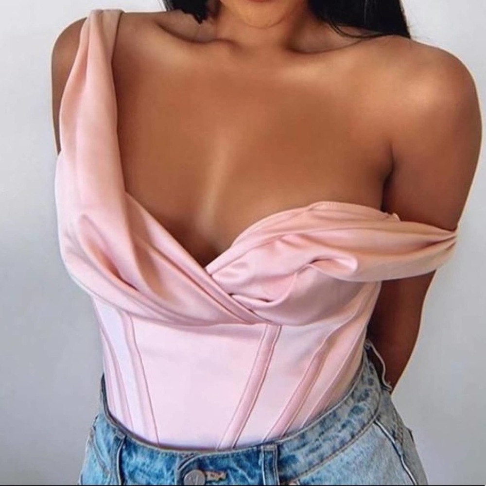 House of CB Pale Pink Off-Shoulder Corset Top - Picture 10 of 15